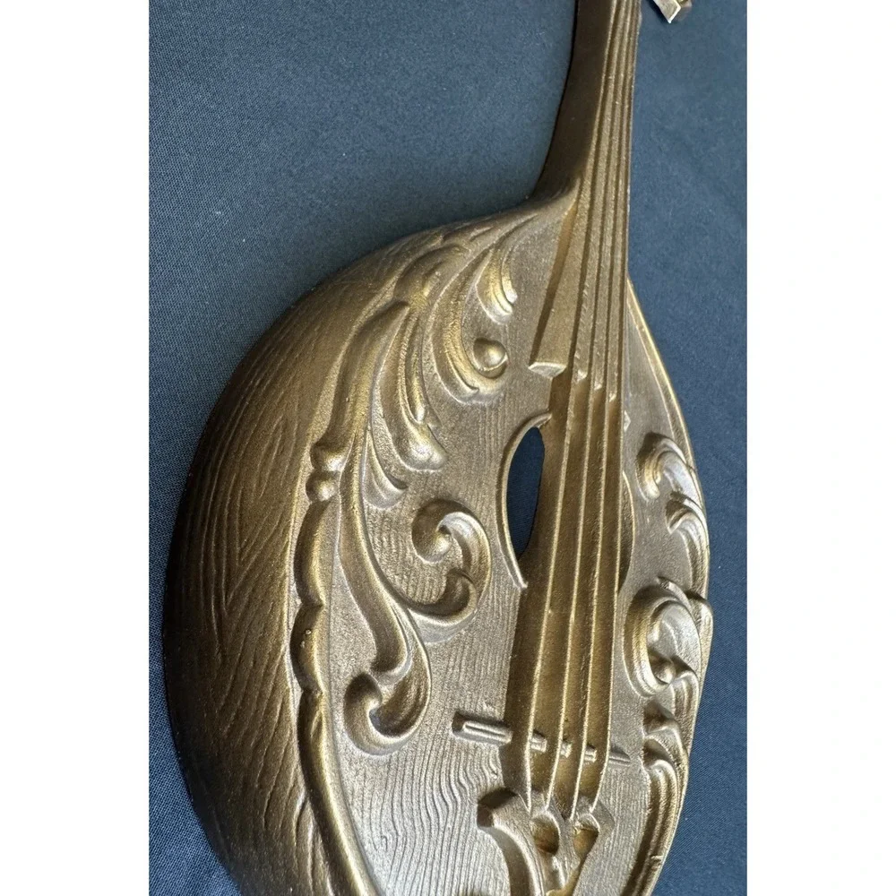 Vintage 70s Sexton Metal Wall Plaques Violin & Mandolin MCM 15
